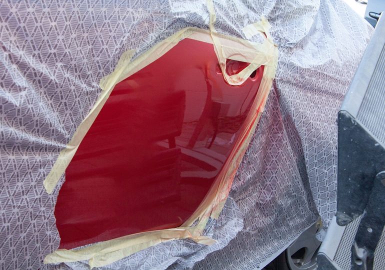 Miałeś zdarzenie drogowe? Ktoś przerysował Ci auto pod sklepem?